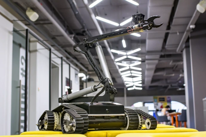 EOD robot